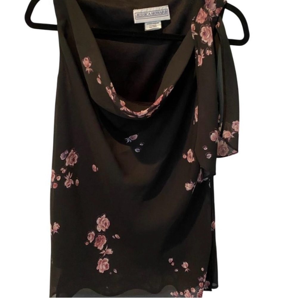 Jessica Howard Black and Pink Floral Blouse